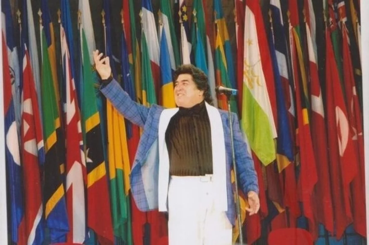 Скончался знаменитый советский и таджикский оперный певец Адхам Холиков