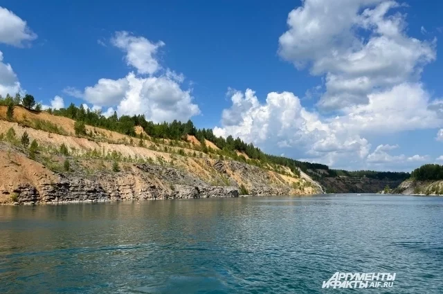Голубые озёра в Александровском округе всегда привлекают жителей и туристов летом.