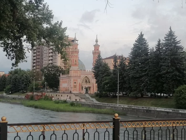 Суннитская мечеть