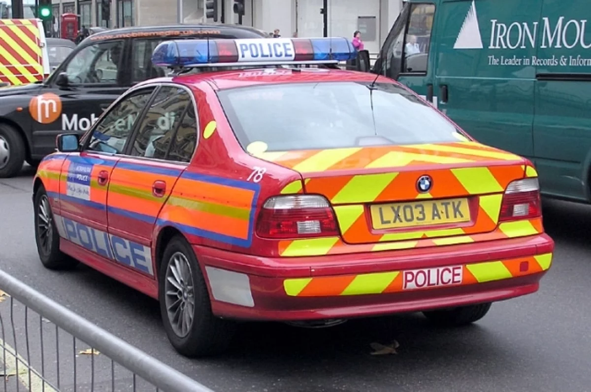 Би-би-си: возле Лондона мужчина с арбалетом убил трех женщин