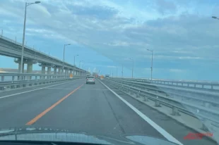 В очереди на Крымский мост скопились 1,4 тыс. машин