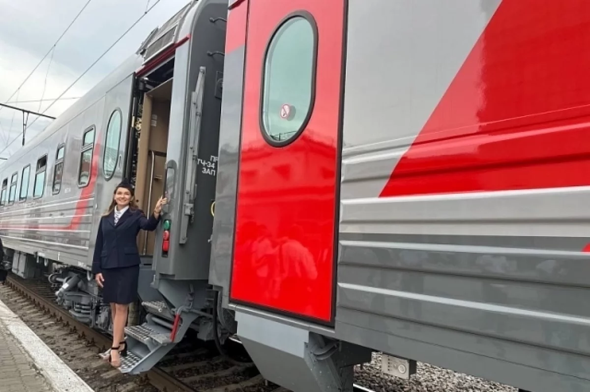 Новые плацкартные вагоны пригородного направления запустили на Алтае