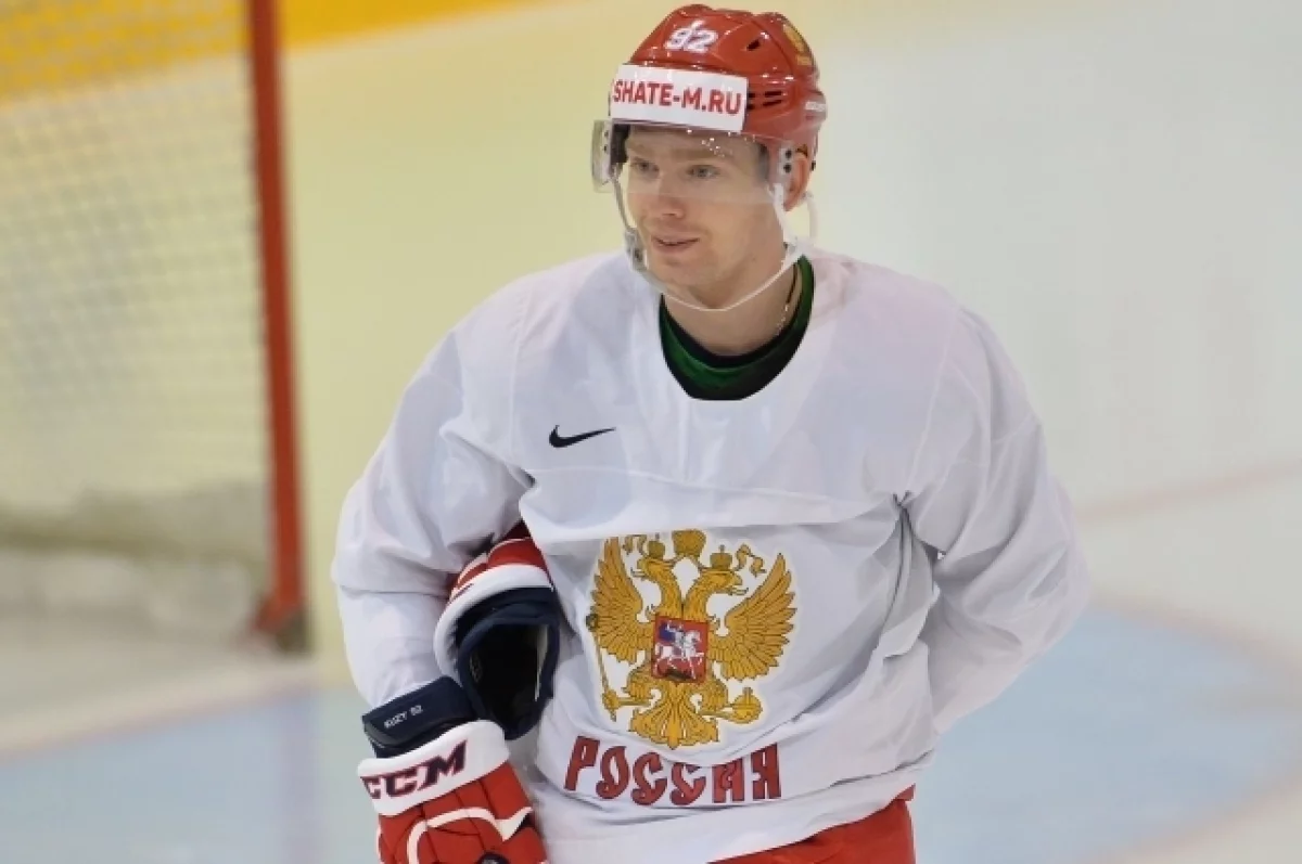 Клуб НХЛ «Каролина» выставил хоккеиста Кузнецова на драфт отказов