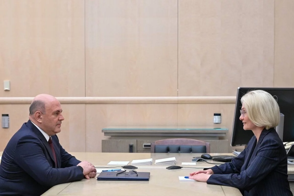 Мишустин провел рабочую встречу с советником губернатора Дона Абрамченко