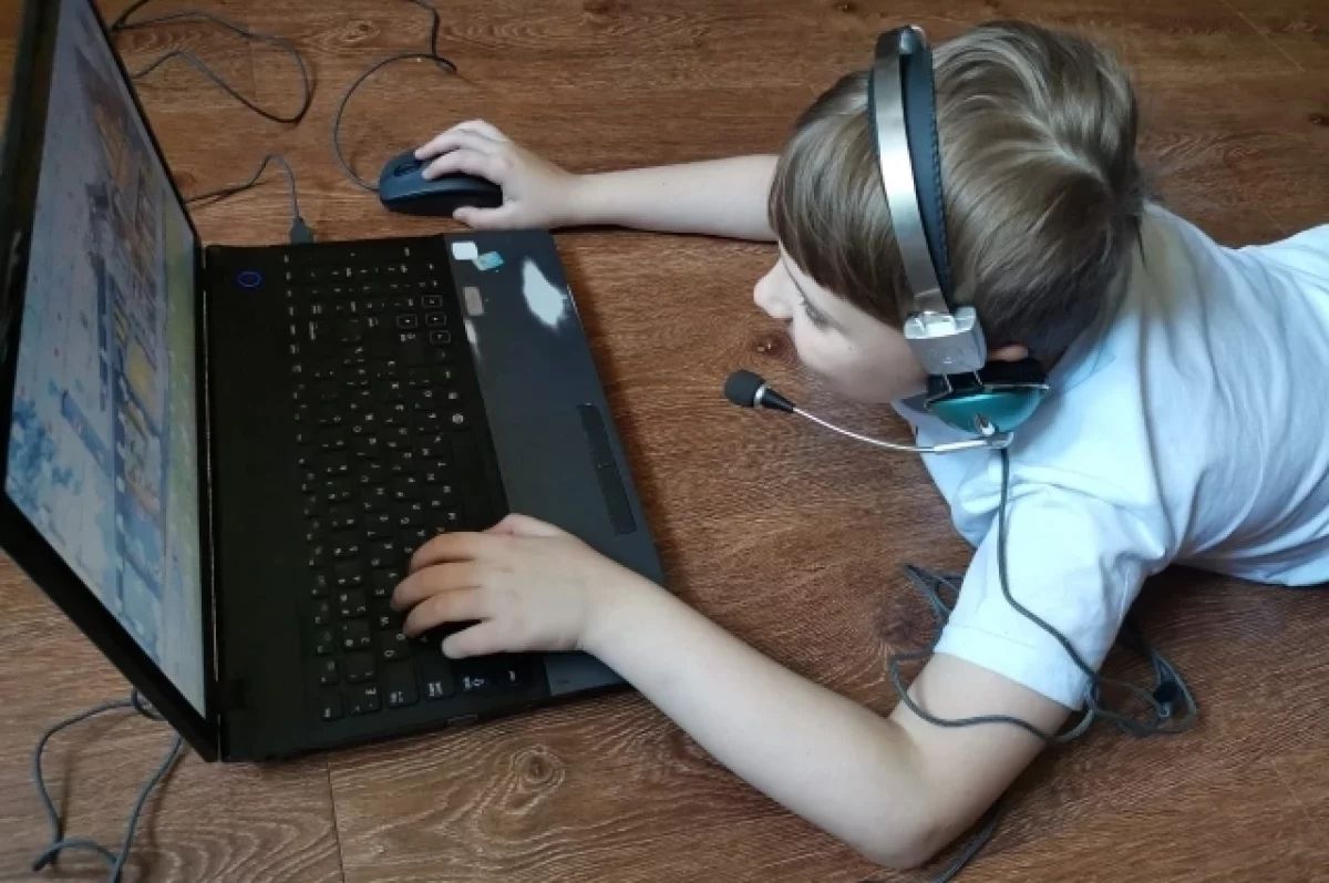 Глава Коми Уйба призвал запретить российским детям пользоваться интернетом
