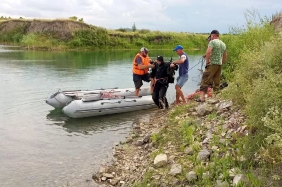 Рыбак утонул в искусственном водоеме на Алтае
