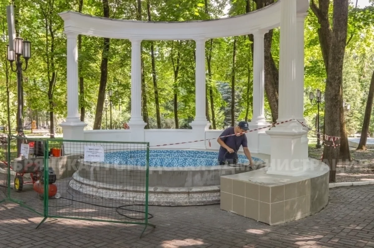 В парке имени Толстого в Брянске обновленную ротонду откроют в августе