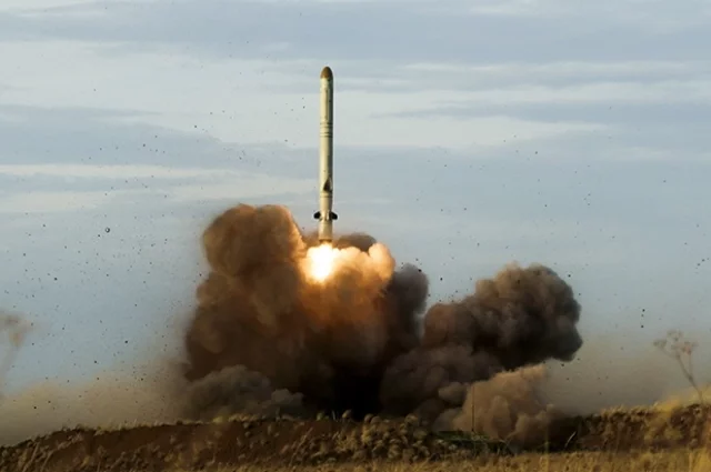 Запуск ракеты «Искандер».