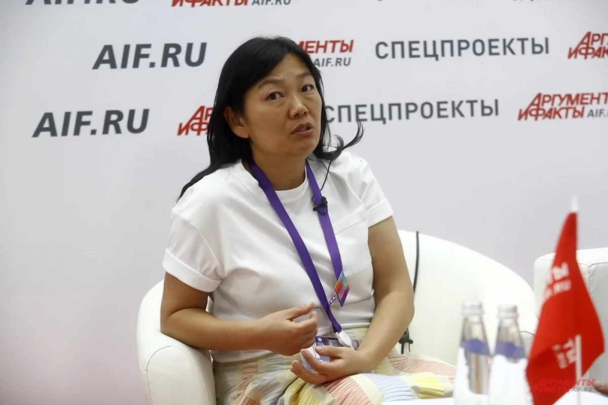 Психолог Назоева указала на притворство Бакальчук в ее видеообращении
