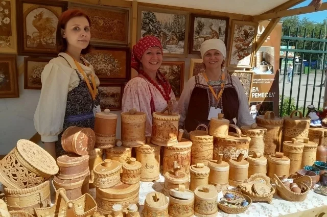 В посуде из берёсты никогда не заведётся живность и плесень.