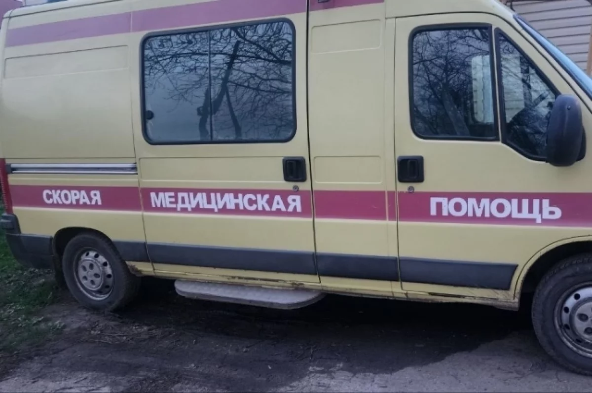 В Петрозаводске Infiniti сбила двух выходивших из троллейбуса пассажиров