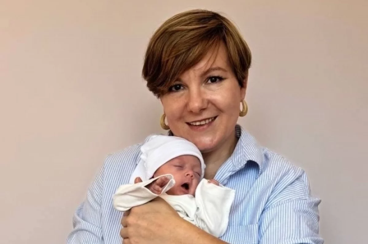 В Ростове врачи спасли новорожденную малышку из Волгодонска весом 900 г