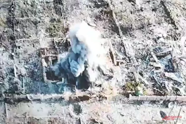 Взрыв противотанковой мины на опорном пункте ВСУ