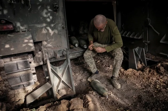 Боевик ВСУ на передовой.