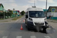 В Оренбуржье подросток на мотоцикле врезался в микроавтобус