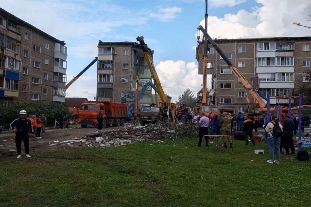 В Нижнем Тагиле четыре человека погибли из-за взрыва в пятиэтажке