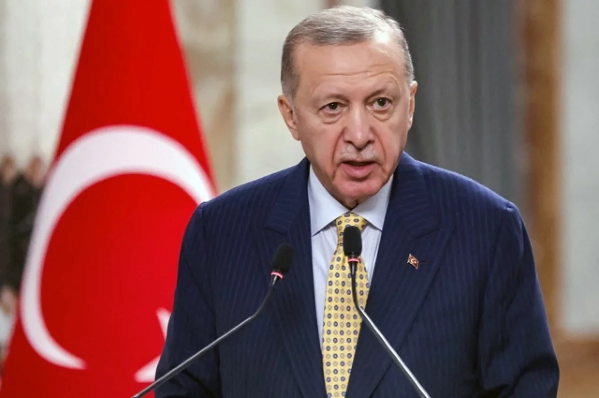 «Решительно осуждаю». В Турции запретили Instagram в день траура по Хании