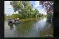 В Орске дачники вынуждены самостоятельно переправляться с урожаем