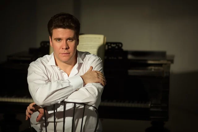 Пианист Денис Мацуев.