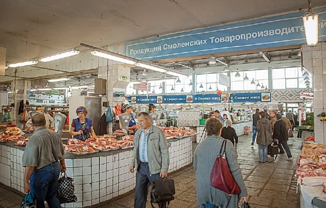Знаменитая «Колхозка» по-прежнему притягивает к себе жителей и гостей города.
