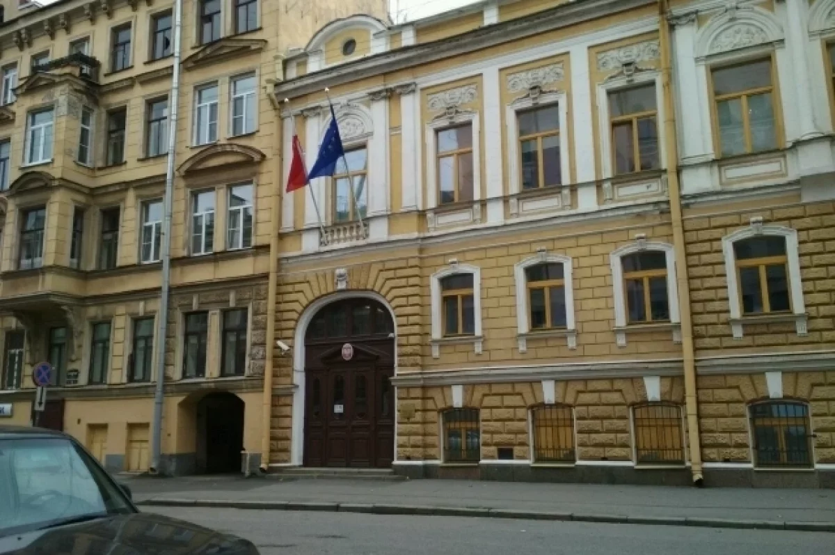 Генконсульство Польши в Санкт-Петербурге официально закрылось