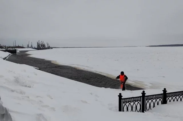 Поиски ребенка продолжаются.