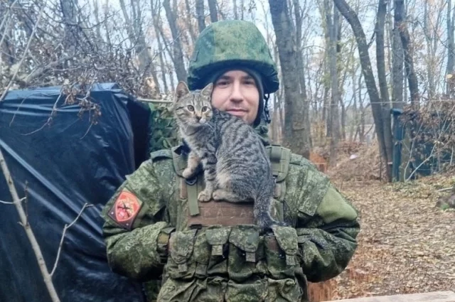 В детстве Роман мечтал быть военным.