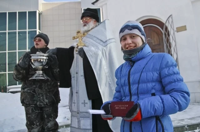 Приложить зачетку к часовне: традиции студентов Барнаула в Татьянин день