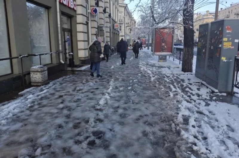 Один из тротуаров в центре города.