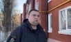 Местный житель Дмитрий рассказал, что управляющая компания уже произвела замеры повреждённых стёкол.