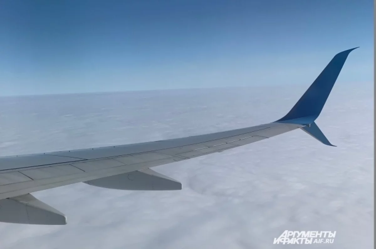 Декаль для сборной модели самолета Boeing 757-200 AZUR AIR - купить с доставкой 