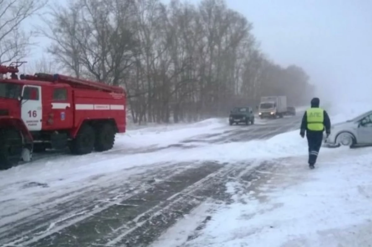 В Алтайском крае ввели режим повышенной готовности из-за бушующей погоды