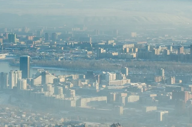 Красноярск по время режима НМУ.