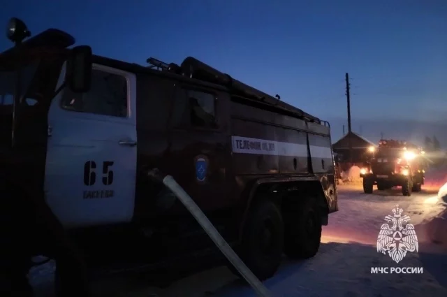 При пожаре в Тасеево погиб человек.