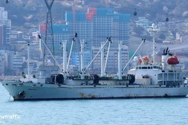 Моряк отправился в рейс на судне «Амфитрита» из Владивостока 3 декабря 2024 года, но уже через несколько дней перестал выходить на связь