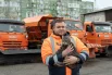 Филимон Филимонович контролирует деятельность подведомственных администрации города предприятий.