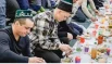 У мусульман начался священный месяц Рамадан, во время которого проводятся ифтары - вечера разговения. 