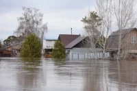 10 водоналивных дамб подготовили к паводку в Оренбурге