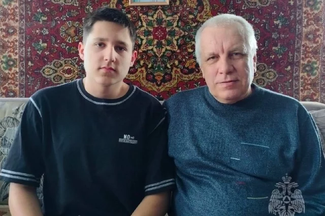 Владимир Арзамазов и его внук Никита.