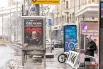 Плакат с изображением хоккеиста Александра Овечкина в Москве.