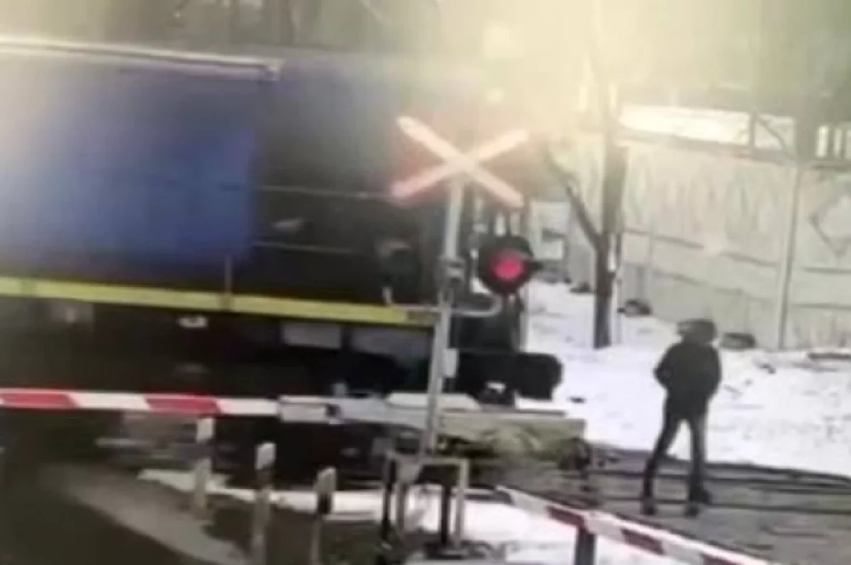 В Нижегородской области мужчина выжил после того, как его сбил поезд