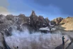 Ученые нашли на камчатском вулкане Шивелуч парящее озеро.