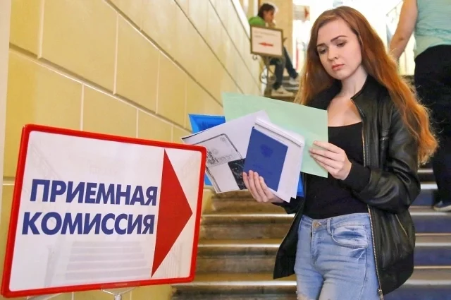 Сильная школа даёт уверенность при поступлении в вуз.