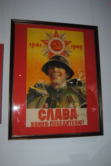 136 омичей были удостоены звания Героя Советского Союза, 35 стали полными кавалерами ордена Славы.