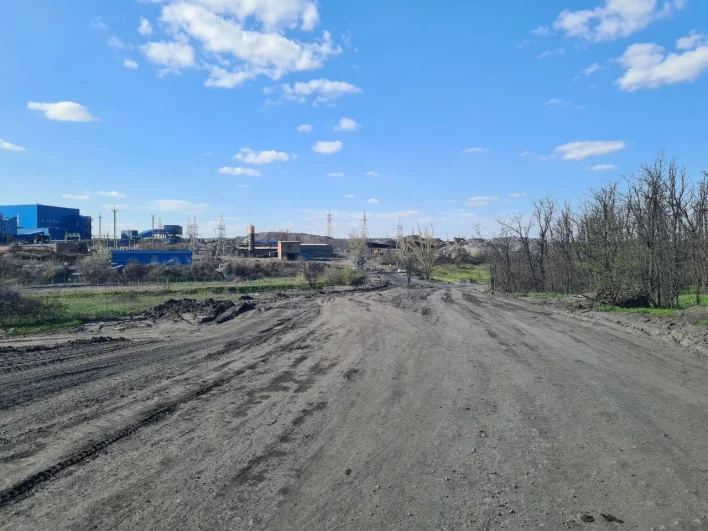 Рабочий день на «Садкинской» в самом разгаре.