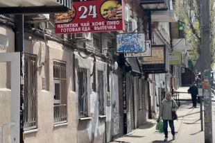 «Пестроту» на улицах Ростова замечают как местные жители, так и приезжие.