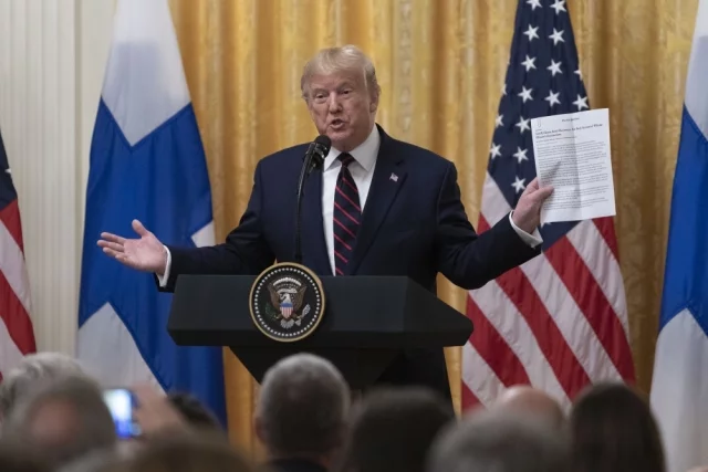 Также США предлагают смягчить санкции против РФ после достижения мирного соглашения.