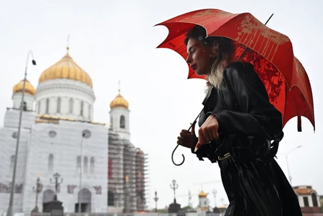 Сильный дождь в Москве.