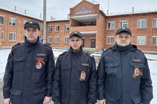 На фото слева направо: Данила Сорокин, Александр Сапожников, Василий Никифоров.