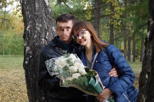 Обвиняемый и его жена.